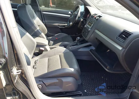 2009 Volkswagen Gti 4-Door from USA, damaged, VIN WVWHV71K09W140637